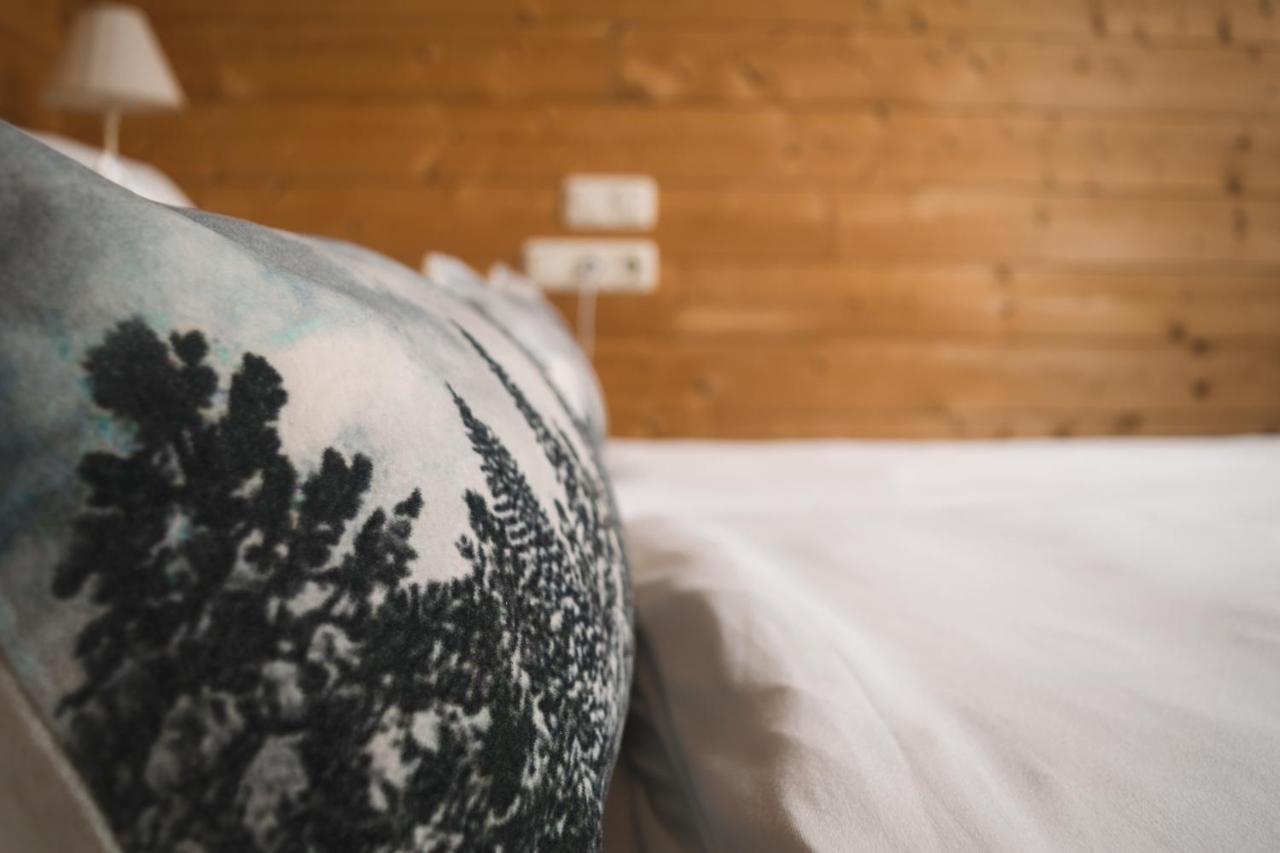 Naturnahes Familienchalet Mit Garten - Wifi - Netflix - Nur 15 Minuten Vom Chiemsee Und 35 Minuten Von Muenchen Entfernt Vogtareuth Esterno foto