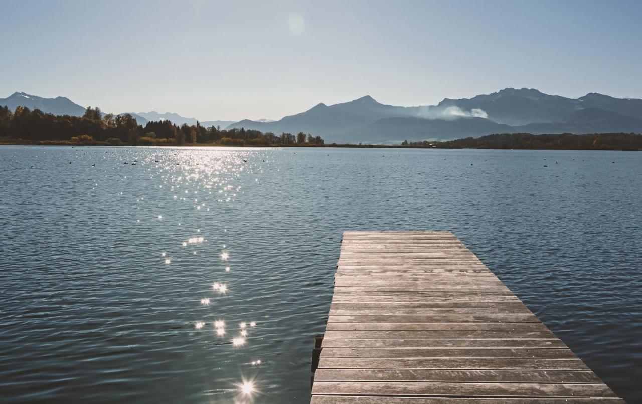 Naturnahes Familienchalet Mit Garten - Wifi - Netflix - Nur 15 Minuten Vom Chiemsee Und 35 Minuten Von Muenchen Entfernt Vogtareuth Esterno foto